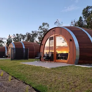 barrel-view-luxury-cabins-tempranillo-barrel.queenslandhotels.net/